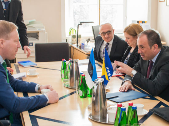 Riigikaitsekomisjoni esimees kohtus Bosnia ja Hertsegoviina välisminister hr. Igor Crnadaki 'ga
